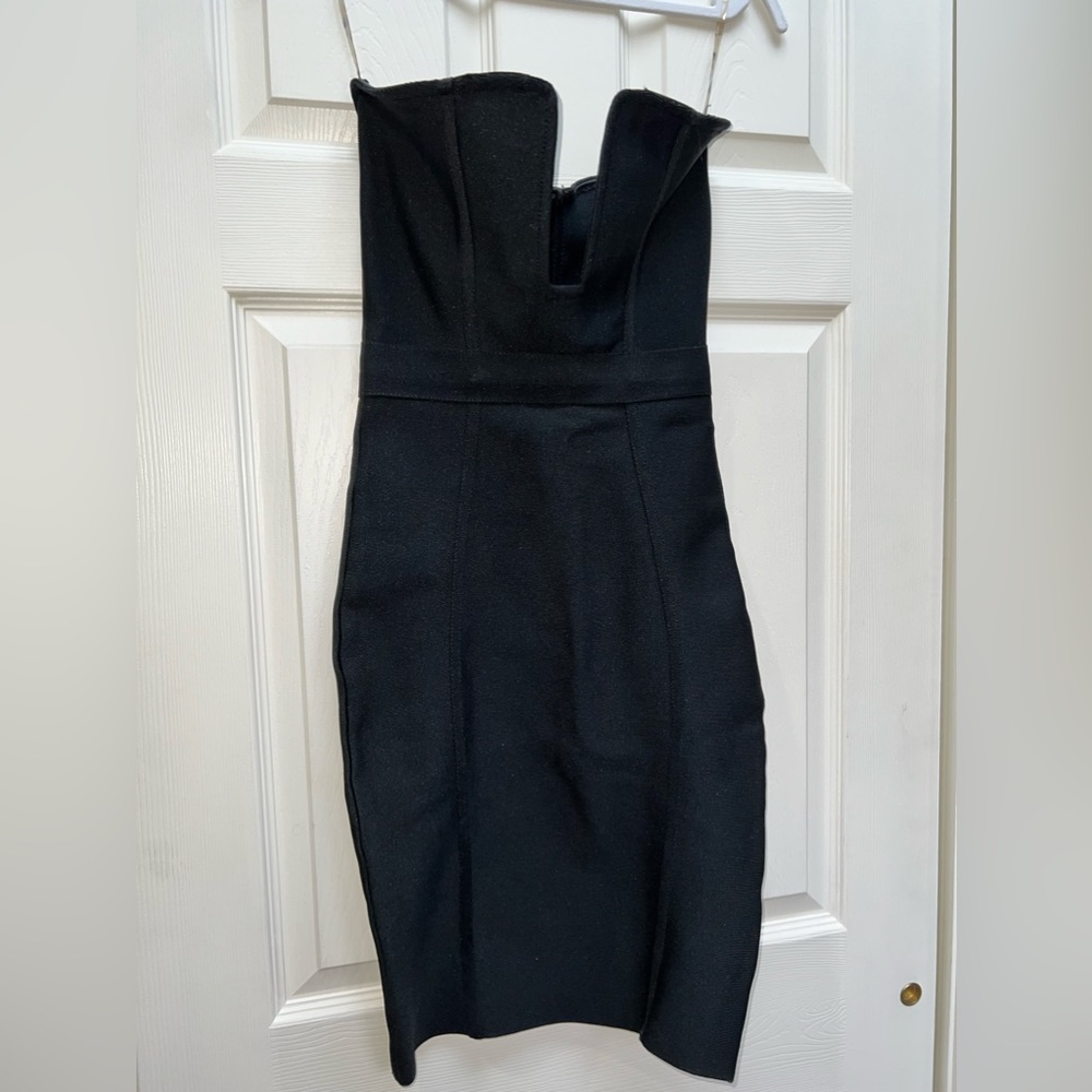 Windsor strapless bodycon dress